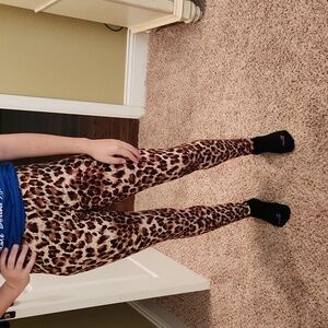 Cheetah print tights with elastic waist band